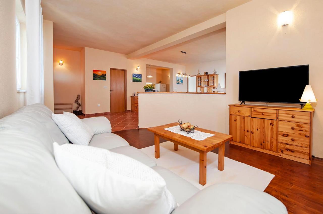 Apartments Fra & Mar With Swimming Pool In 2025 Sorici Esterno foto